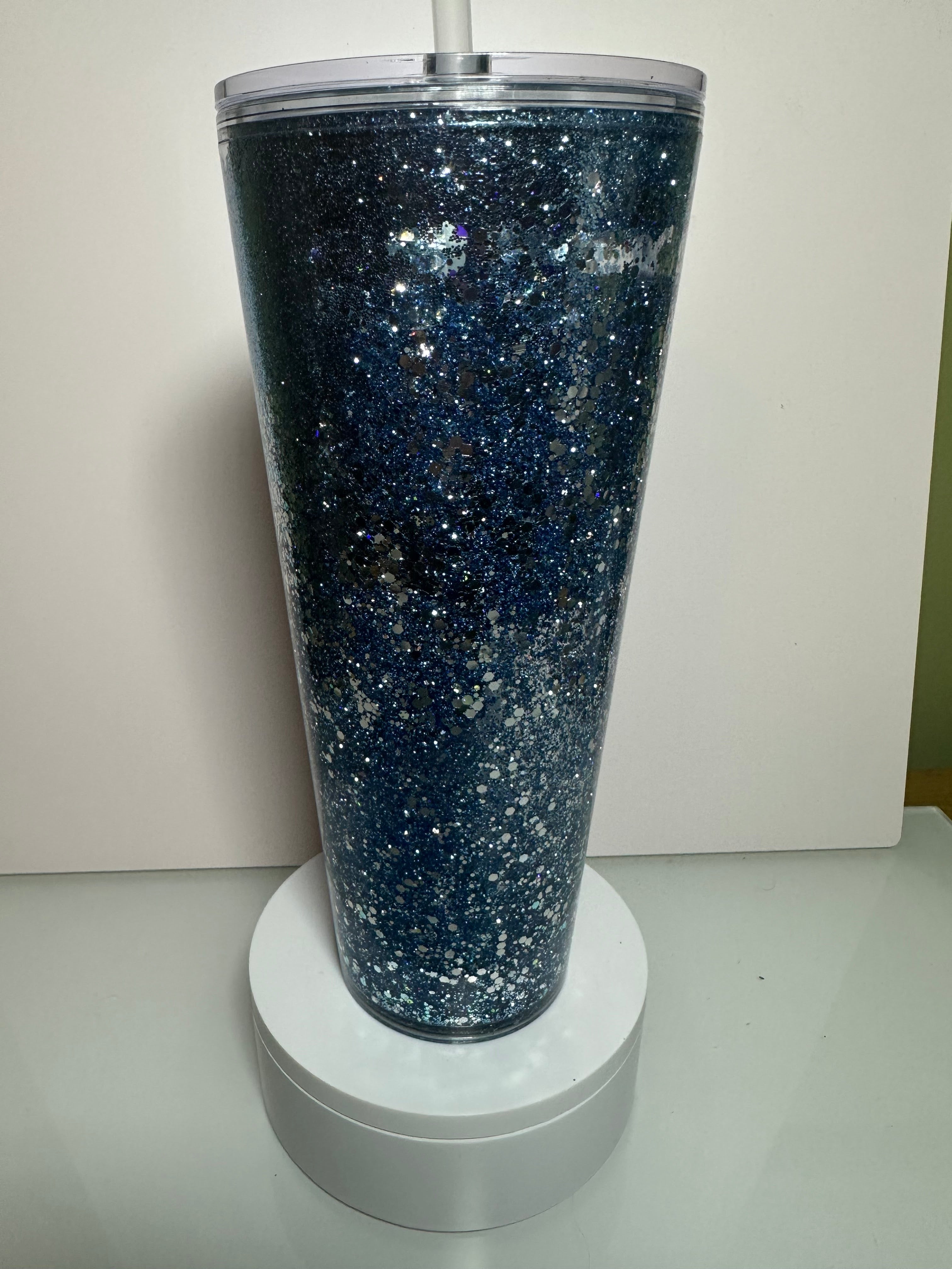 24 oz Glitter Globe Tumblers