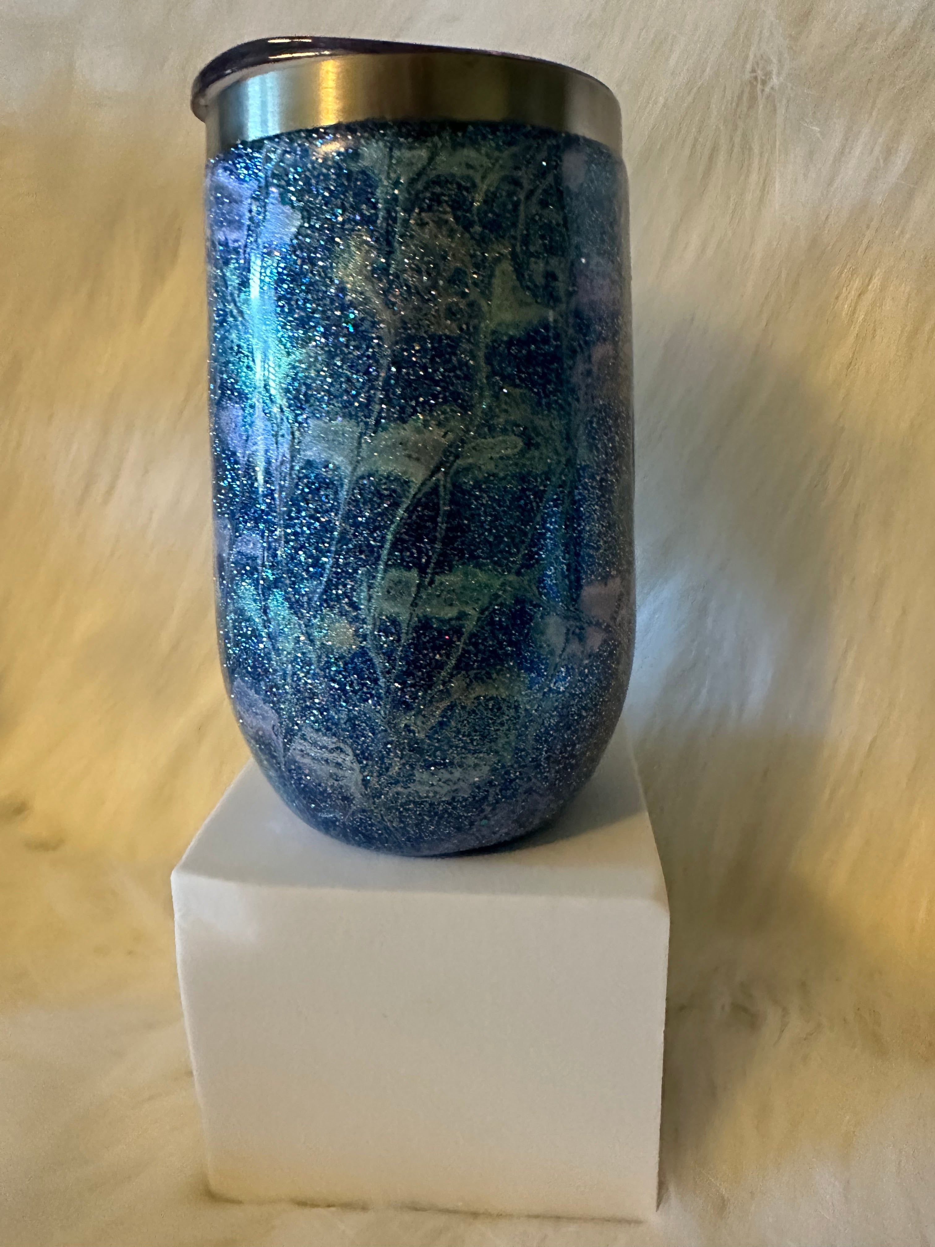 16oz Wine Tumbler with Blue and White swirls