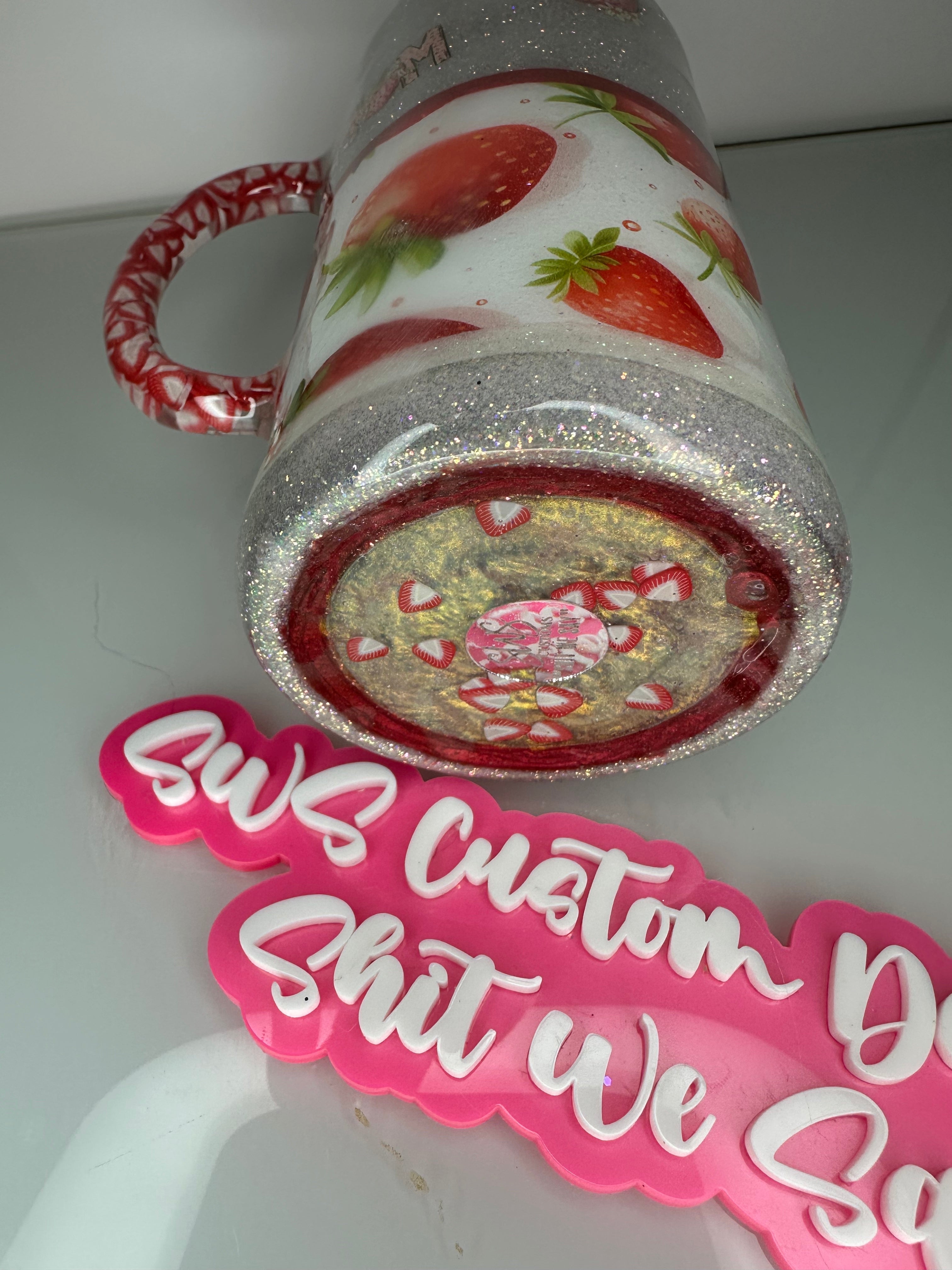 16 oz Strawberry SB custom Tumbler Mom