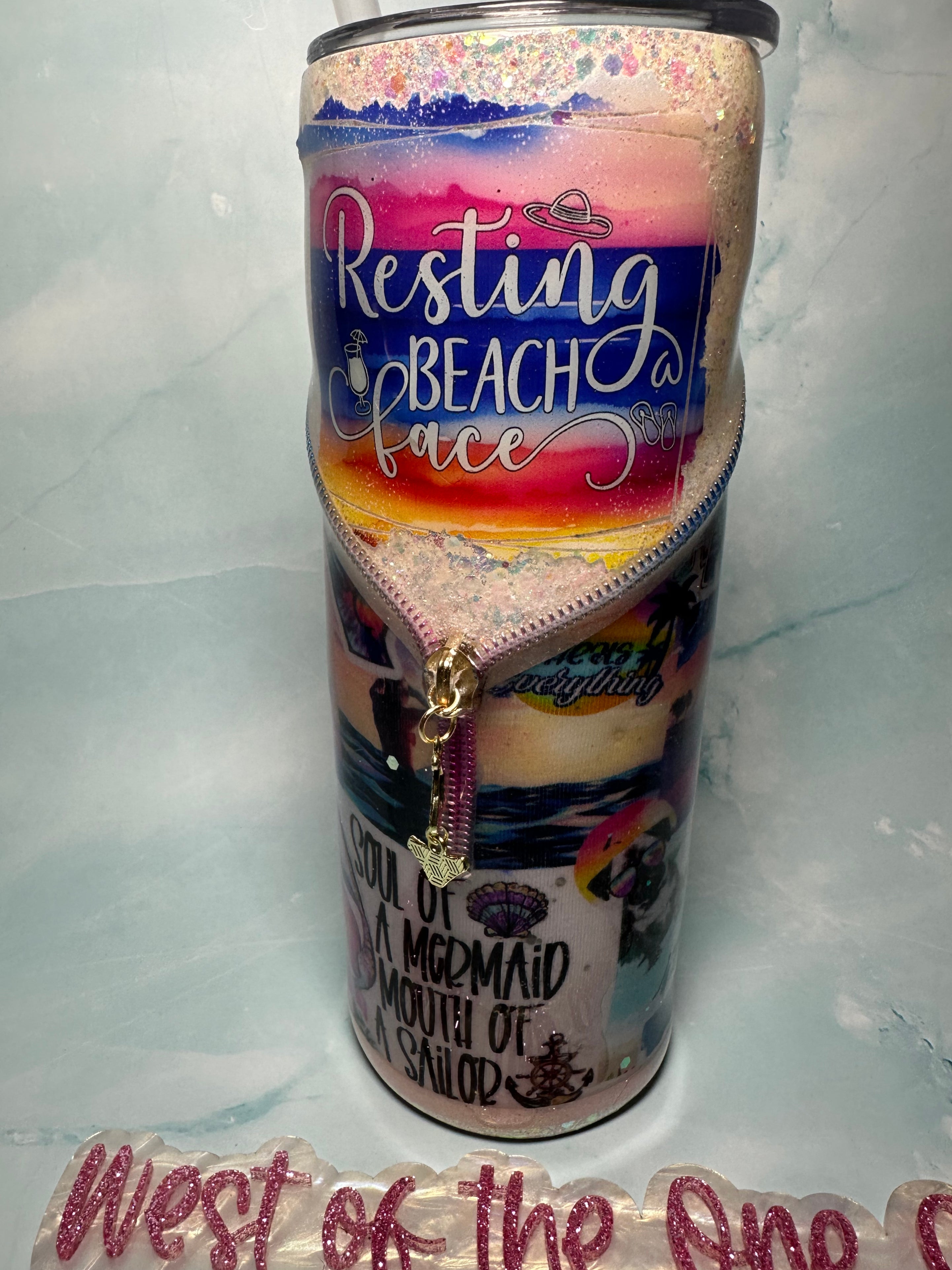 20 oz Resting Beach Face Zipper Tumbler