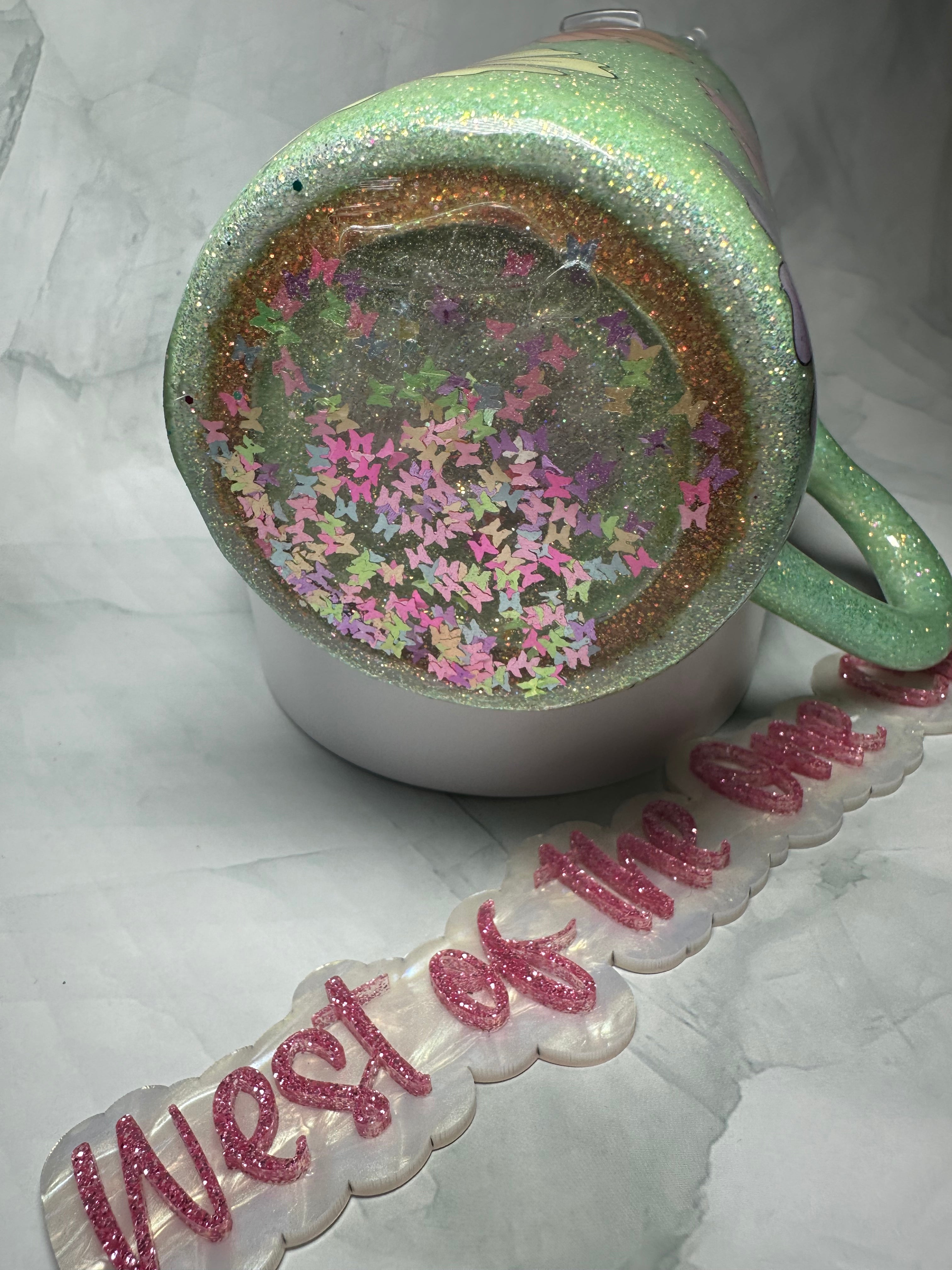 16 oz Tumbler Skeleton Flowers and Snow globe bottom