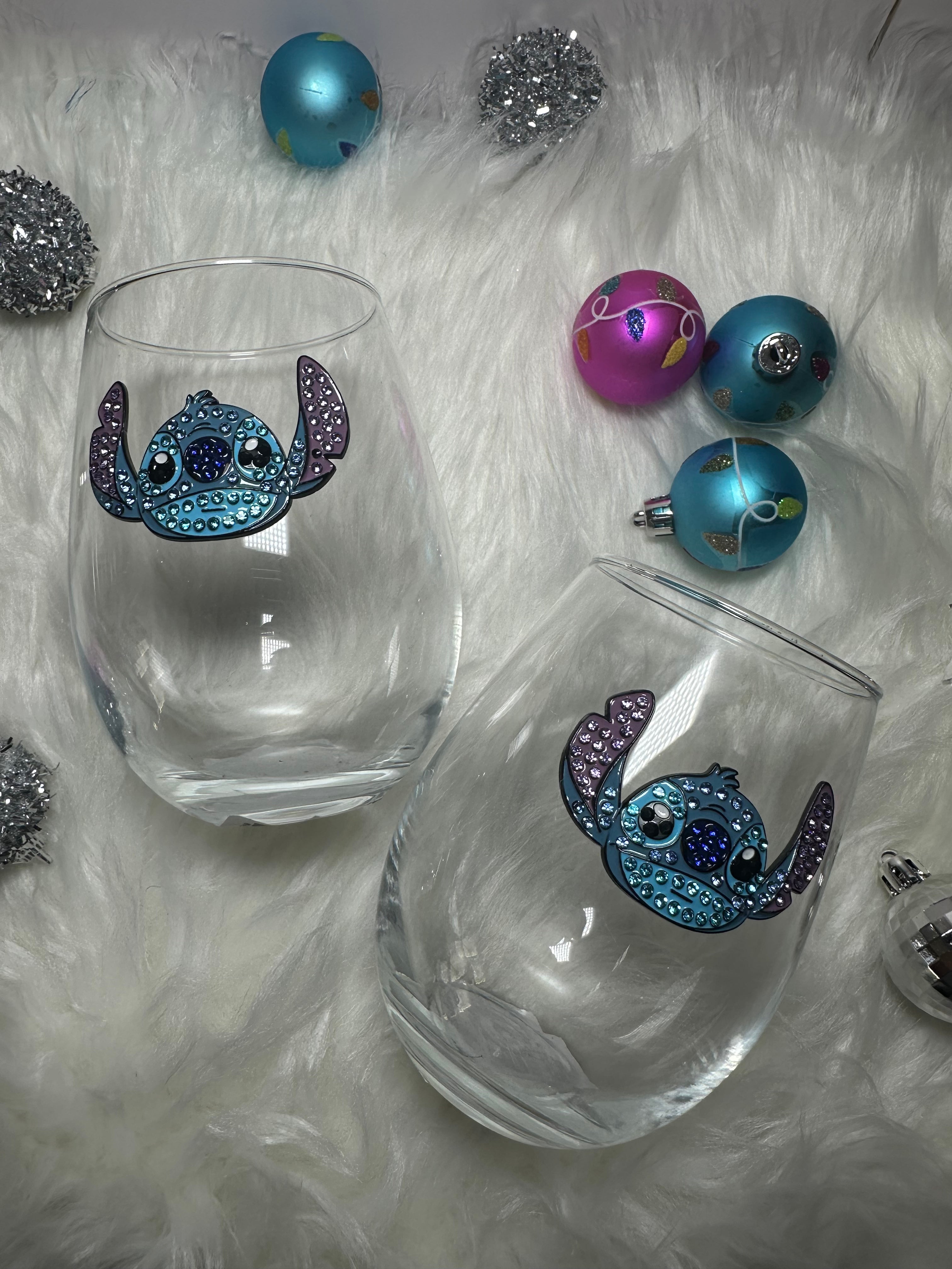 16 oz Wine Glasses Blue Alien